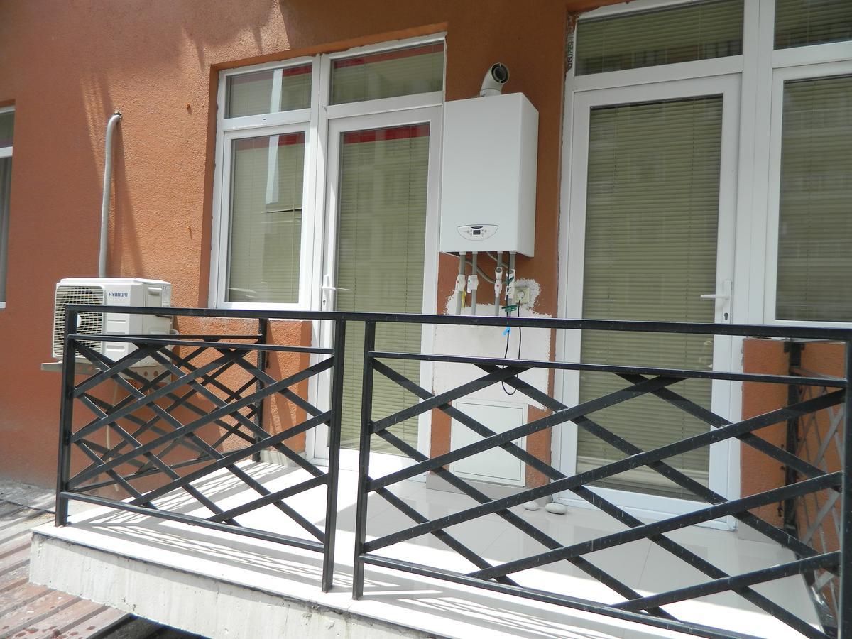 Chemi Saxli Apartment Batumi Esterno foto